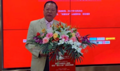 中国好人巫金星连续26年慰问家乡百